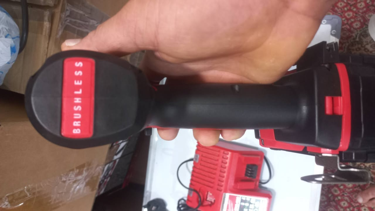 البيع جديد لوك  على خاص او واتساب. ***********
