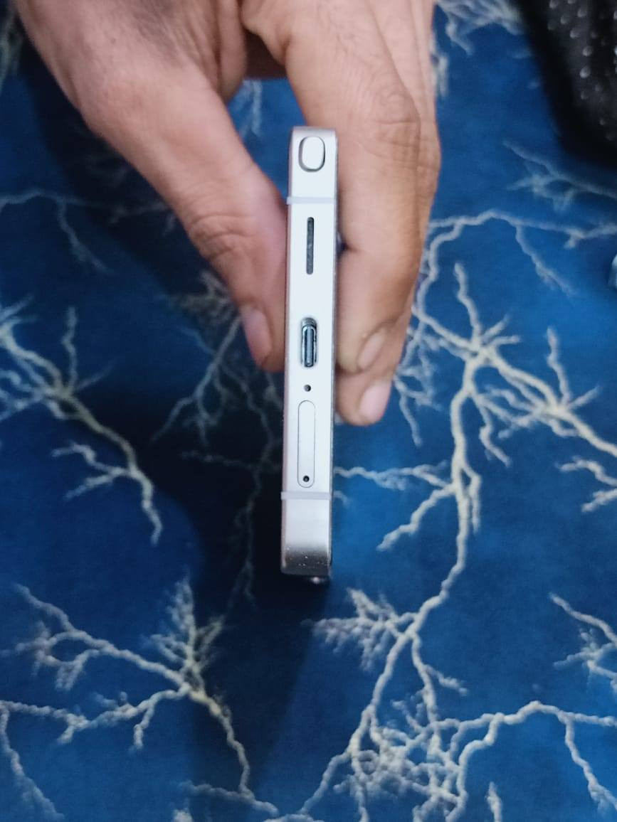 سلام عليكم اس ٢٥ التر للبيع استخدام اسبوع لونه رصاصي تيتانيوم ذاكر ٢٥٦ بعدا وكله مكفول من كلشي سعر ١٢٦٠


**إذا كنت صاحب هذا الإعلان وتريد حذفه لأي سبب، رجاءا أرسل رسالة إلى الدعم الفني**