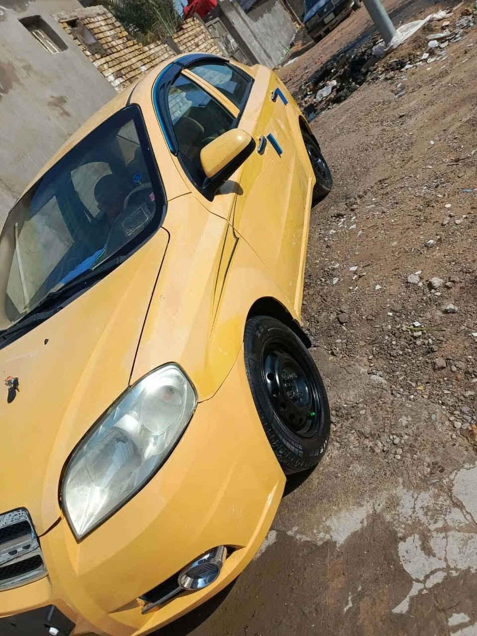 افيو ١١ خليجي محرك مفتوح السياره كير ومكنه جديده على سحك ستوني شادهه هيه وللكير تخم تاير جديد حداده ١٠٠ بل ١٠٠ ستوني مسوها شاشه غرفه نضيفه بيها بس جاملغ مبدل مكفوله السياره سعر  55 ***********
