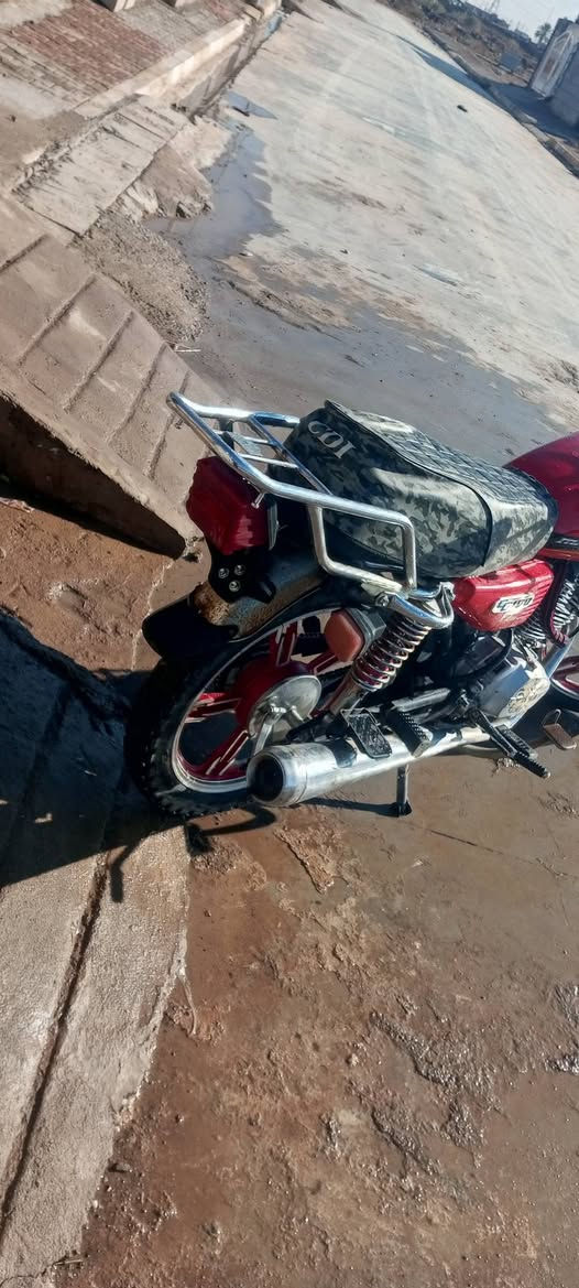 ماطور سافين للبيع موديل 22 محرك مفتوح تايرات زينات كهربائيّة كله شغاله الماطور نضيف السعر عل خاص
اي استفسار عل رقم ***********
