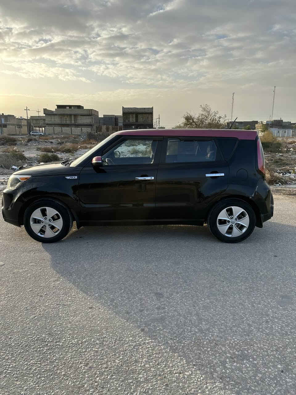 صول 
موديل 2014
مكينه وكير وحداديه تخم تاير تبريد اشاير بلمري تحكم استيرن تدفئه جاهزه السياره مكينه 2000 
الهلالات الخلفيه صبغ 
وجاملغ وبنيد وارد امريكي علما السياره ماشيه 106 ورقم بابل الانكليزي 
السعر 105 
مكان السياره بابل قرب سيطره الاثار
***********
