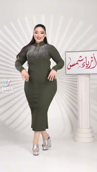 شلعة • ملابس نسائية • ٢٠٠٠٠ قطعة
