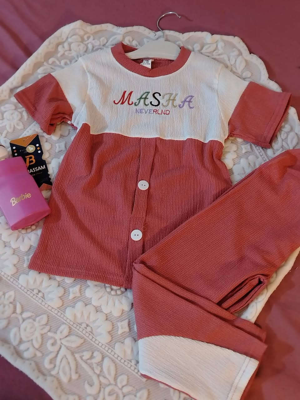 #جديد😍😍😍🍒
😻😻سوت بناتي يجنن
من عمر ٨ أشهر إلى عمر ٦ سنوات
يجننن السعر ٦ فقط
يجننن بنات 😻ثلججج


**إذا كنت صاحب هذا الإعلان وتريد حذفه لأي سبب، رجاءا أرسل رسالة إلى الدعم الفني**