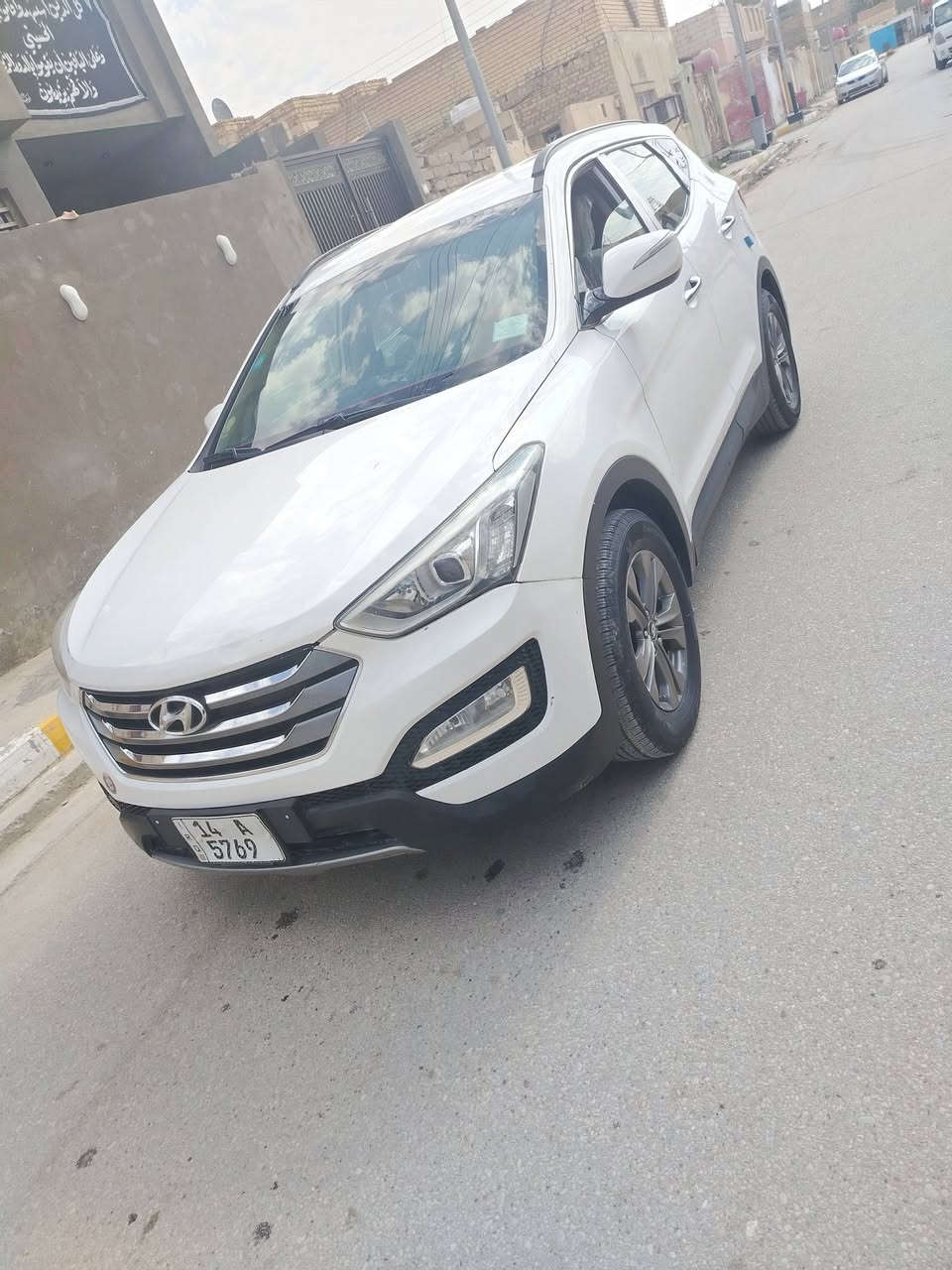 سنتافي ١٣ خليجي
بسمي مداوار ثاني 
سياره بيه بنيد مبدل
سياره جاهزه مانقصه شي
مكينه ٦سلندر مامفتوح
مواصفات
تحكم ستيران
كروز سرعه 
تبريد ٢قطع
شاشه كامره
مرايات شفط
تخم تاير وباتري جديد
سبعه راكب
كشنات جلد
سعره ١٤٦وبيه مجال 
مكان السياره ناصريه الغراف
***********
