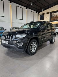 جيب شيروكي 2015 لاريدو فول مواصفات خليجي دفع رباعي 4X4 كاميرا خلفيه + ...