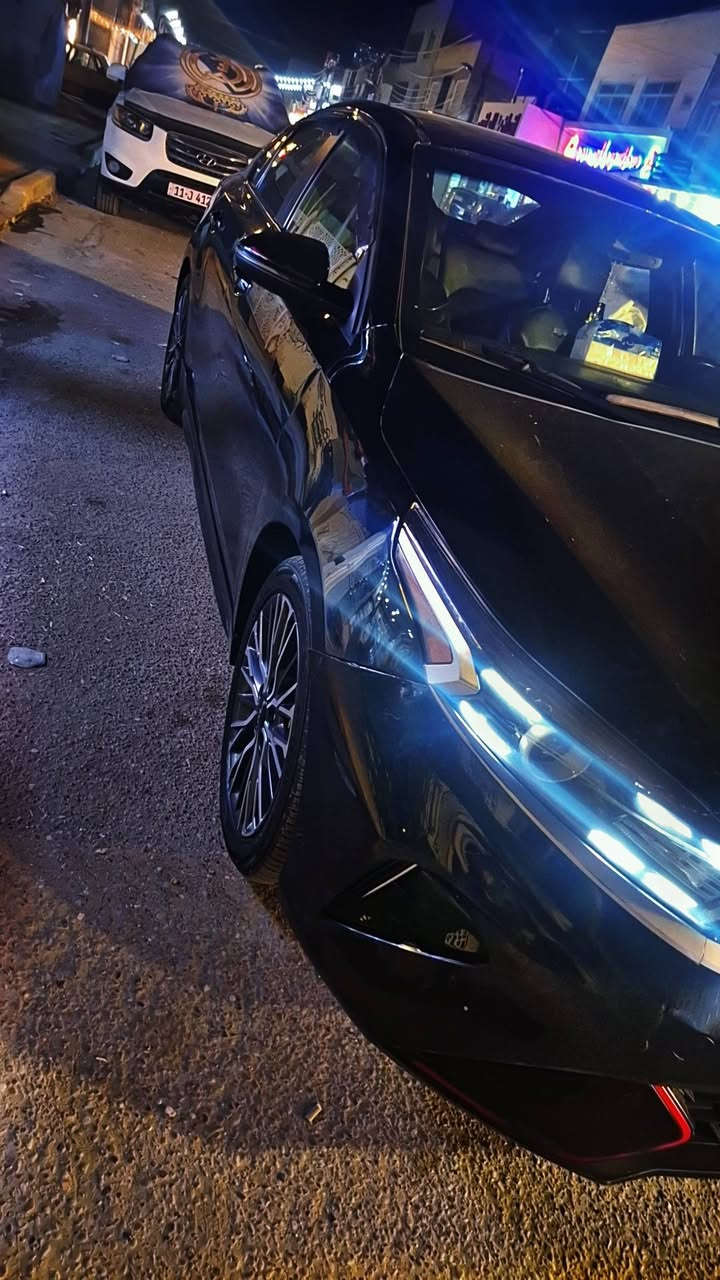 فول فول 1\1 جيتي لاين مكاني البنوك
سعر 124 سيارة حادثها خفيف
هذا رقم صاحب السيارة
***********

