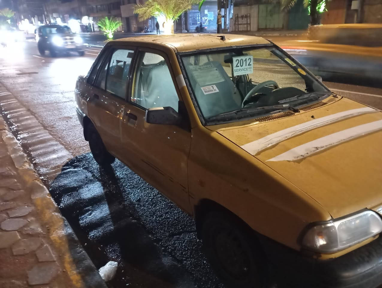 سلام عليكم سايبا ٢٠١٢ رقم نكليزي بسمي تحويل ثاني يوم مصفره هيئه وغرامات كير جديد صدر تخم تاير كلج سياره جاهزه مكينه بيه خيط شاصي معمر مكان بغداد شعله.  سعر ٢٦ وبيه مجال  رقم ***********
