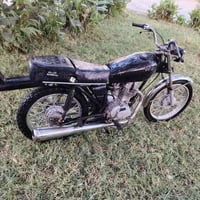 دراجة شاصي ١٥ • أوراق استنساخ • بين الرفاعي والنصر