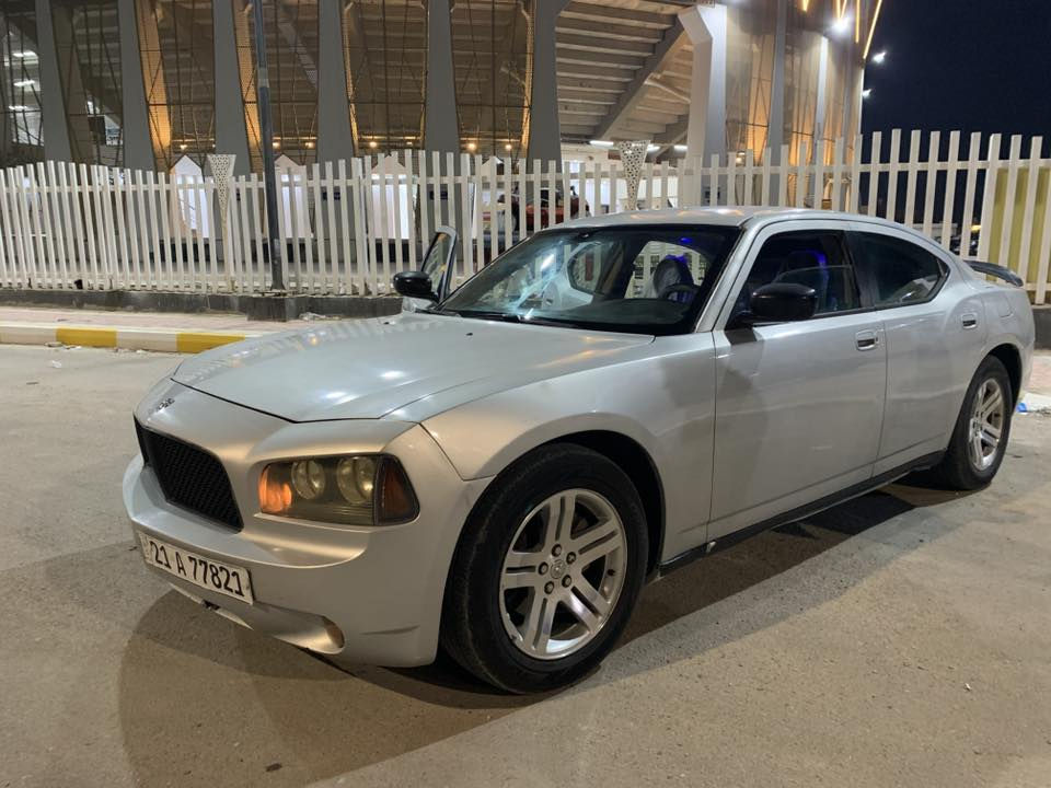 السلام عليكم 
دوج جارجر موديل ٢٠٠٧
محرك 3500
متوم وكامل ارقام وسنويه شرط الحاسبة 
كير محرك حداديه كهربائيات شرط ١٠٠٪؜ 
كصه قماره فقط 
تخم تاير جديد 
السياره كلش متعوب عليه وجاهزه من كلشي 
السعر ٣٨ وبيه مجال بسيط وترهم مراوس 
العنوان ناصريه مركز 
***********
