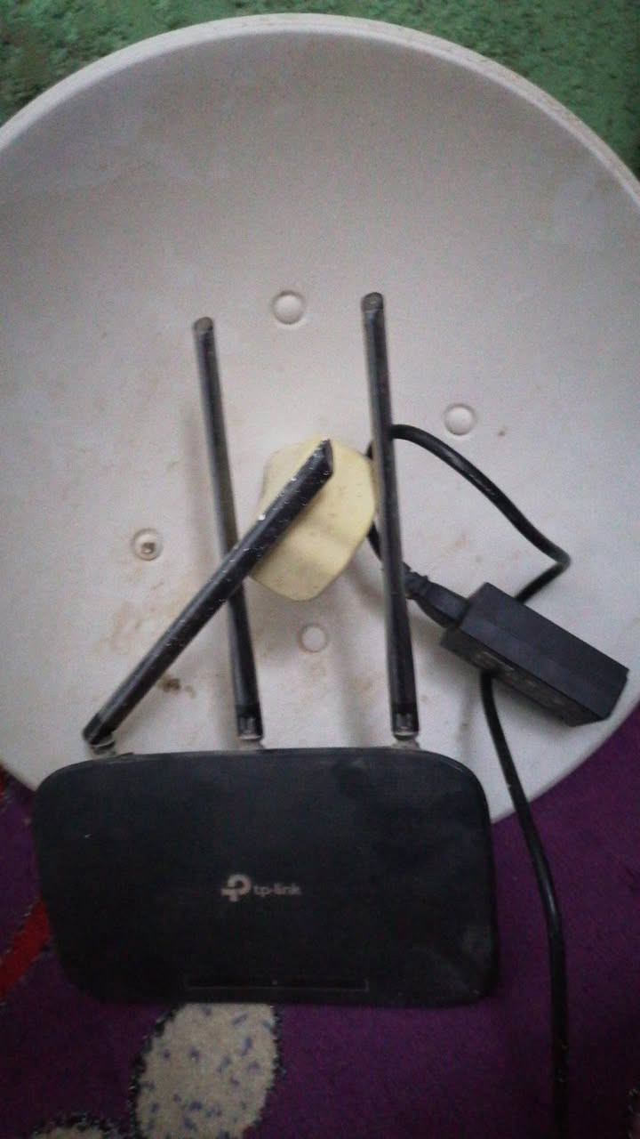 السلام عليڪم اخوان. شبكه جديده لبيع سعر 60 
نقصها بس واير وشاحنه
***********
