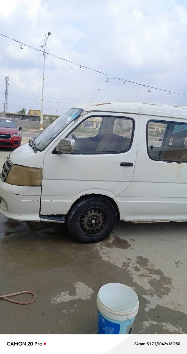 سلام عليكم فتون للبيع موديل 2009 مكينة كير اكسن حدادية مكفولة تخم تاير سيارة جاهزة  كهربايات خير من الله سعر 15وبيهة مجال مكاني ناصرية المركز ابيع بدون راعي رقم الهاتف ***********
