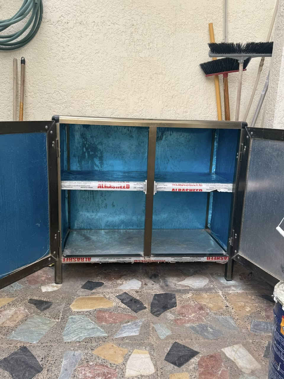 سلام عليكم كاونترات للبيع نظيفات وجديدات نفس ما بالصورة للبيع السعر 275 ثنيناتهن


**إذا كنت صاحب هذا الإعلان وتريد حذفه لأي سبب، رجاءا أرسل رسالة إلى الدعم الفني**