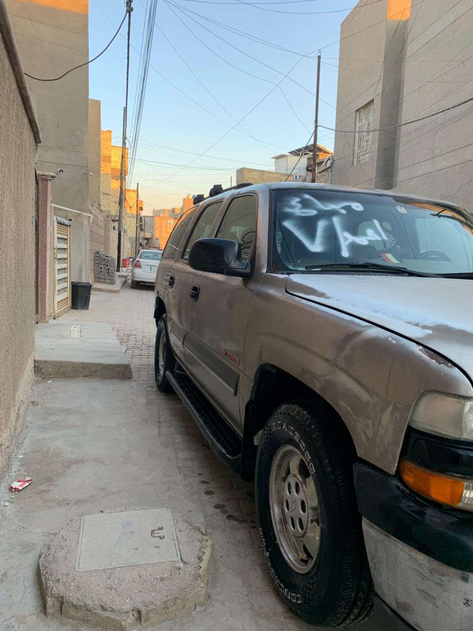 سلام عليكم تاهو بتره 2003 مال مزاد وزاره داخليه للبيع فقط 
تخم تاير جديد 
كهربائيات كلهة شغالة 
كير ومكينة مكفولات 
السعر 78وبيهة مجال 
للاستفسار ***********
مكان سيارة بغداد البلديات 
#يوسف الساعدي
