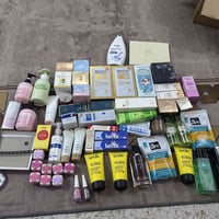 شلعة مكياج • ٨٥ قطعة • سعر مناسب