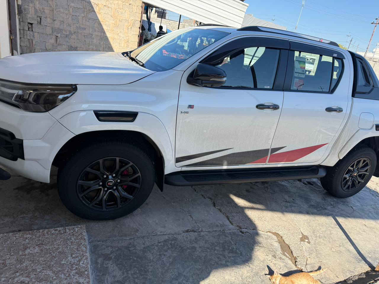 سلام عليكم هايلوكس موديل 2023 ماشيه 47kmسياره جديده مكفوله كفاله عامه سعر 420 مكان سياره بغداد / الأمين ثانيه / معلمين ***********
