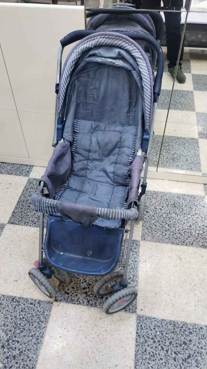 عربة أطفال وحده سعرها ٥٠ والثانية ٢٥ العنوان دهوك حي العسكري دهوك, العراق


**إذا كنت صاحب هذا الإعلان وتريد حذفه لأي سبب، رجاءا أرسل رسالة إلى الدعم الفني**