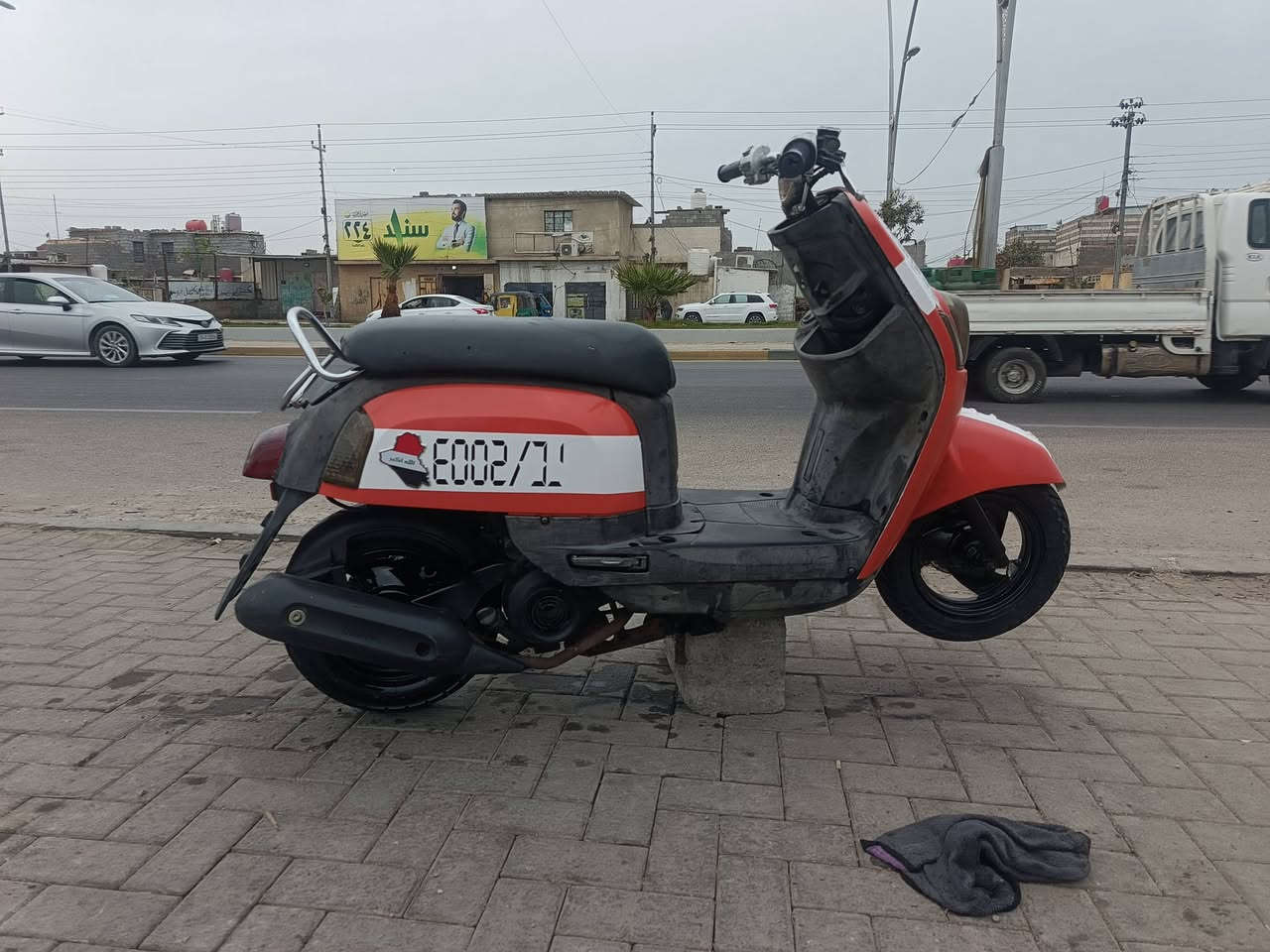 بوليس كابريتر ما ناقصه ايشي غير العينه مالته وموجودة كلشي شغال بيه تجي تفحص وين ماتريد مكاني بصره الحيانيه السعر 750 وبيه مجال قليل كلش الشراي رقم تليفوني *********** واتساب وخط دراجه نهضه ومعدل شرط والكفر بلادي بس صابغه جماليه دراجه محله كلش
