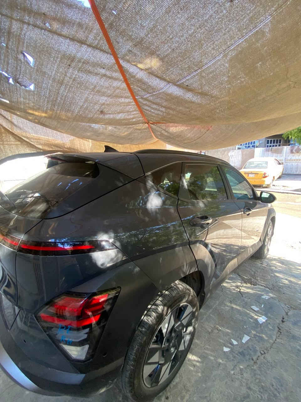 كونا 2024 ماشيه 28 ألف كم
جديد بدون رقم، باسمي، تترقم جميع المحافظات عدا الشمال

المواصفات:
بصمة تشغيل وأبواب
كشنات جلد
شاشة كبيرة
إشارات بالمرايا
كشن كهربائي
رادار أمامي، خلفي، وجانبي
نظام Apple CarPlay
تحكم ستيرن وقيادة ذاتية
شحن لاسلكي
تشغيل عن بعد
إضاءة ليد نهارية

السعر : 139 ورقة وبيها مجال 

***********
