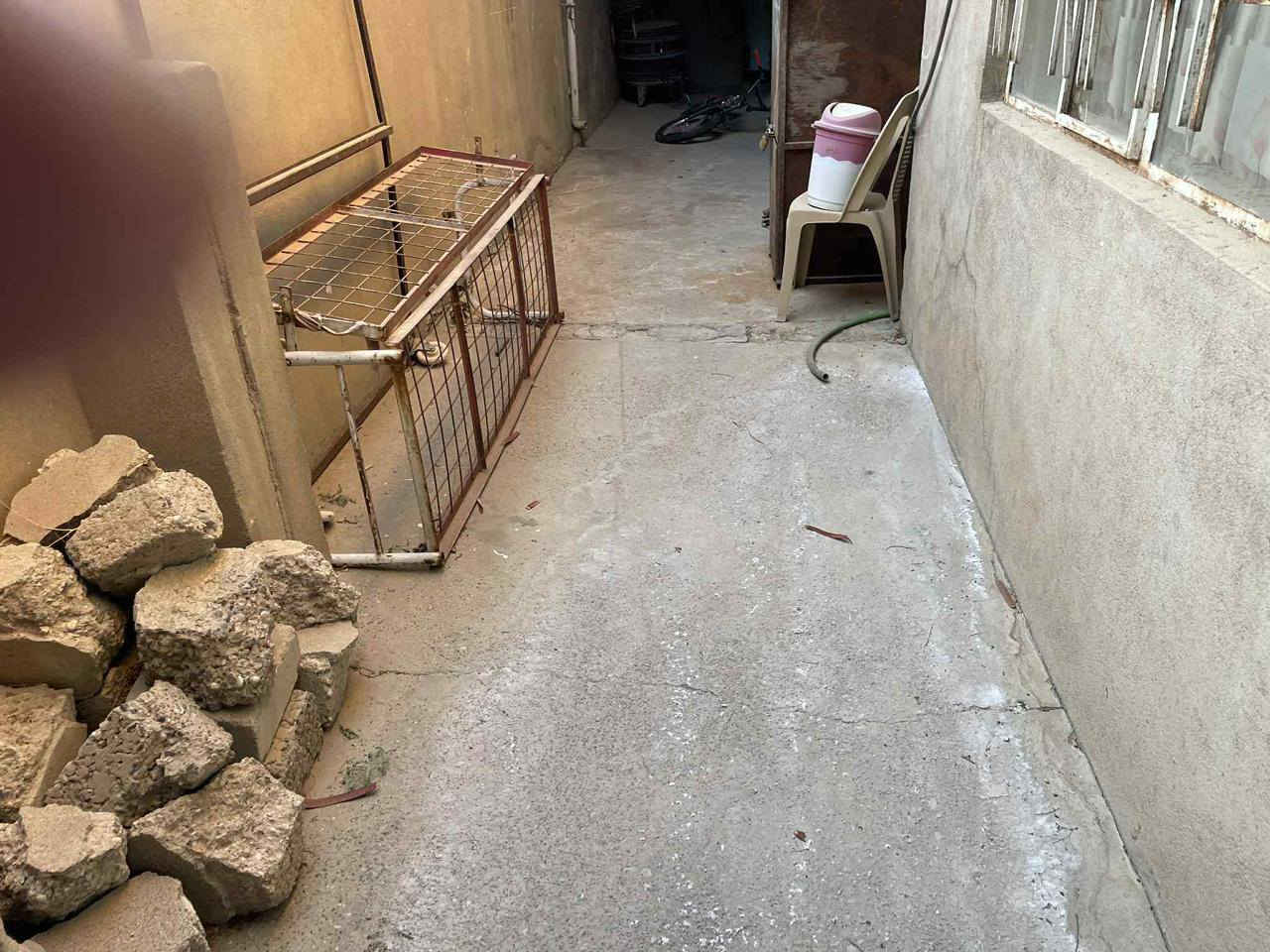 🏡 دار للبيع في البكر - قرب منتزه البكر 

🔹 المساحة: 330 متر
🔹 الواجهة: 15 متر
🔹 الطوابق: طابقين
🔹 عدد الغرف: 6 غرف
🔹 هولين + 3 صحيات
🔹 السطح ناصي وعالي + بيتونة

📍 الموقع: حي البكر ، قرب منتزه البكر 
📞 للاستفسار:
***********
***********

📝 أو مراجعة مكتب البساتين
📍 حي البكر، سايدين كنيسة تايتنك، مقابل مرطبات الصفار
