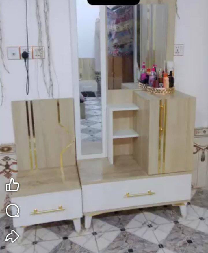 غرفه نوم اخت الجديده بسعر 350
5قطع


**إذا كنت صاحب هذا الإعلان وتريد حذفه لأي سبب، رجاءا أرسل رسالة إلى الدعم الفني**