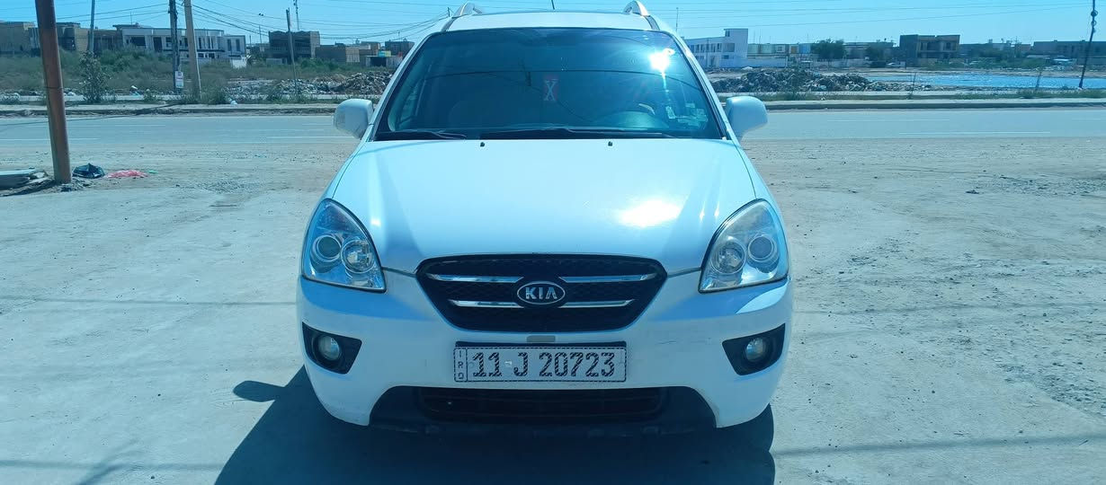 .للبيع كيه كارنز مكان ديوانيه سياره جاهزه من كلشي مكينه كير تبريد تخم تاير ما تصرف عليها رقم بغداد دولي جديد    بسمي مكان سياره بل ديوانيه  بيع  اومراوس  بسياره  سوناته مقدسه  اي موديل.  سعر  سياره   ١٠٠٥  دولار  وبيها مجال  خاص موجود او اتصال     ***********
