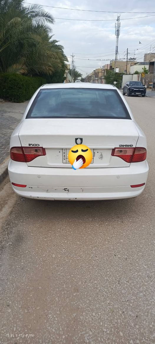 سمند سورن 2011 كير ومكينه جديد حداديه  خير من الله مكفوله من الضربه سياره حلوه شوفت عينك  رقمها بصره سنويه لحد 2027 بدون اي غرامات عنواني نجف *********** سعرها 38.وبيها مجال
