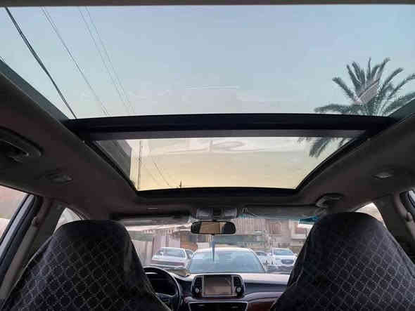 السلام عليكم توسان 2020 فول مواصفات للبيع مكفوله من الصبغ  السعر ٢٠٠ $ يعني شدتين للاستفسار ***********
