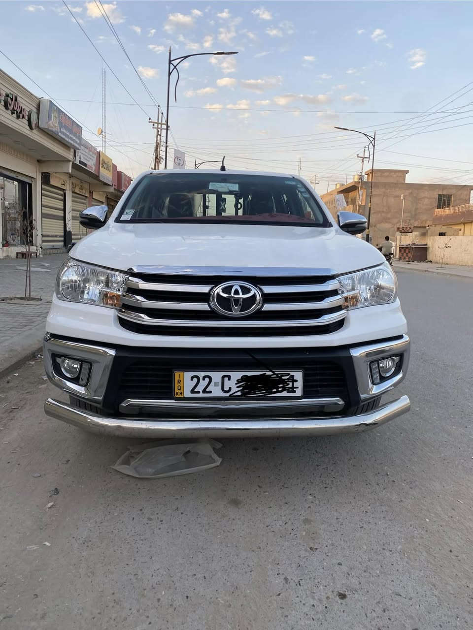 السلام عليكم 
  تيوتا هايلوكس 
 موديل 2021
رقم أربيل دولي 
فول مواصفات اوتو 
اشاير مري 
مري شفط 
يدات نيكل بلادي 
كير اتو 
ماشيه 109 حقيقي 
شاشه كأمره
حساسات 
هيترات بل كراسي  
أربع جام اوتو 
دواسات 
نضام ايكو 
تبريد ثلج قطعتين تبريد
محركه 2700 شرط ممدوده على سبانه 
داخل صاج 
ارضيه مدوشمه جلد 
 
🩸سياره مال جنايه جديده لوك عل وضع شركه 

صلاح الدين بيجي 

***********

0772155888
