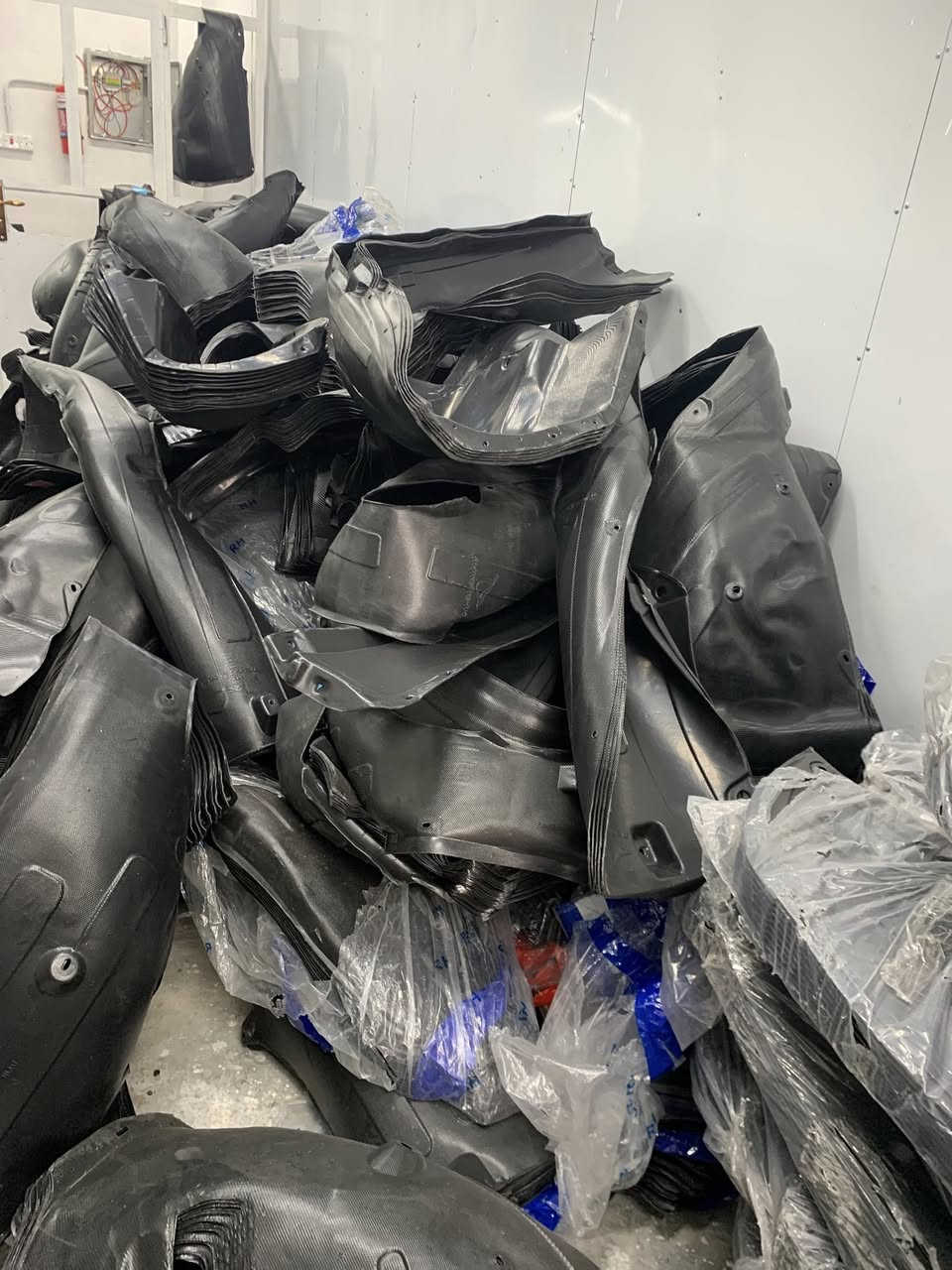 سلام عليكم 
جميع السيارت الكوريه
متوفر كل مديلات
اباطين جاملغ
ودرع المحرك جانبيً 
النترة 
سبورتج
توسان
فورتي
سنتافي
سورنتو 
ريو 
ازيره 
اكسنت
سيراتو
سوناتة
عنوان طالبيه

0770 584 5772
