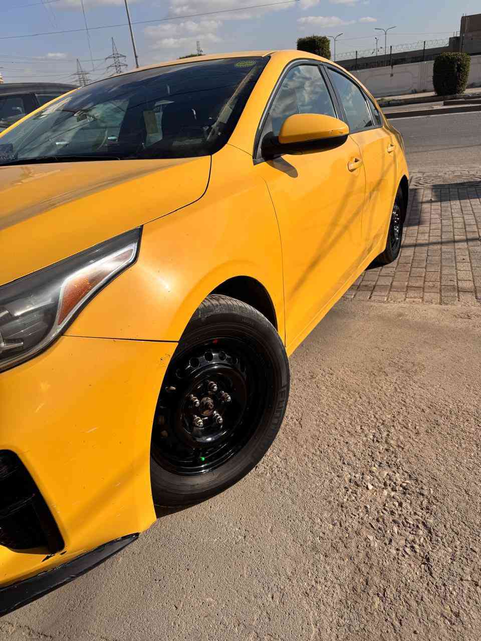 السلام عليكم فورتي ٢٠١٩ بغداد بأسمي
حادث جاملغ فقط امامي ايسر السونار مرفق مع الصور 
الكير at . محرك مفتوح وحادثها فقط تبديل جاملغ امامي العنوان / بغداد حي الامانة 
للأستفسار ***********
اعتذر عن الخاص
