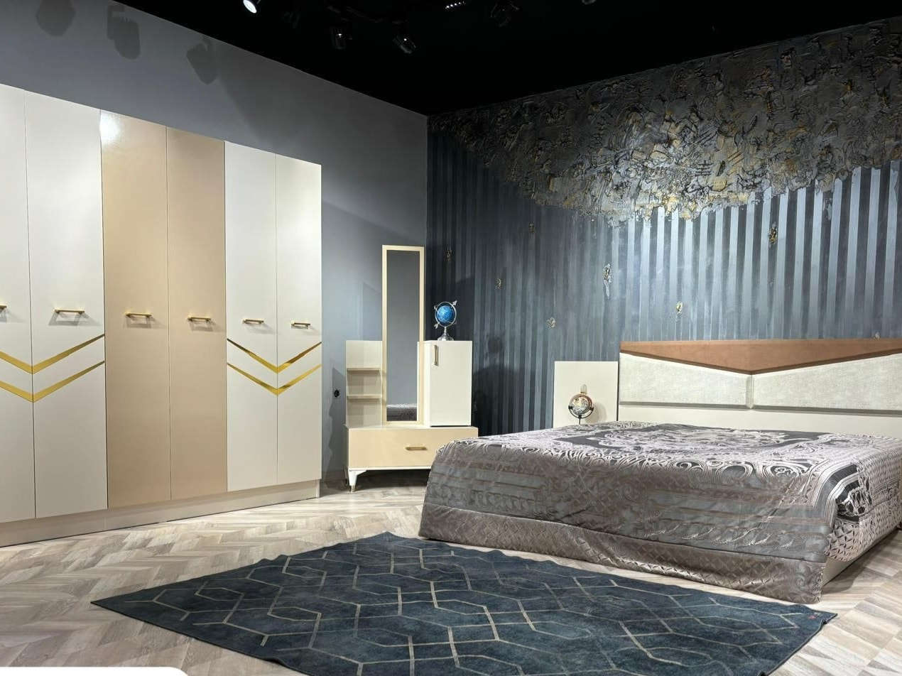 يتوفر لدينا غرفة نوم ٥قطع بأنسب الأسعار و بأحدث التصاميم السعر ٥٥٠ ألف مع التنصيب و النقل داخل بعقوبة فقط الموقع ديالى بعقوبة الوثبة مقابيل حلويات الأمير هاوس للأستفسار راسلونا على الرقم ***********
