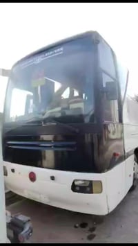 اخوان 403 البيع موديل 2002 سنويا 2028        07768981736