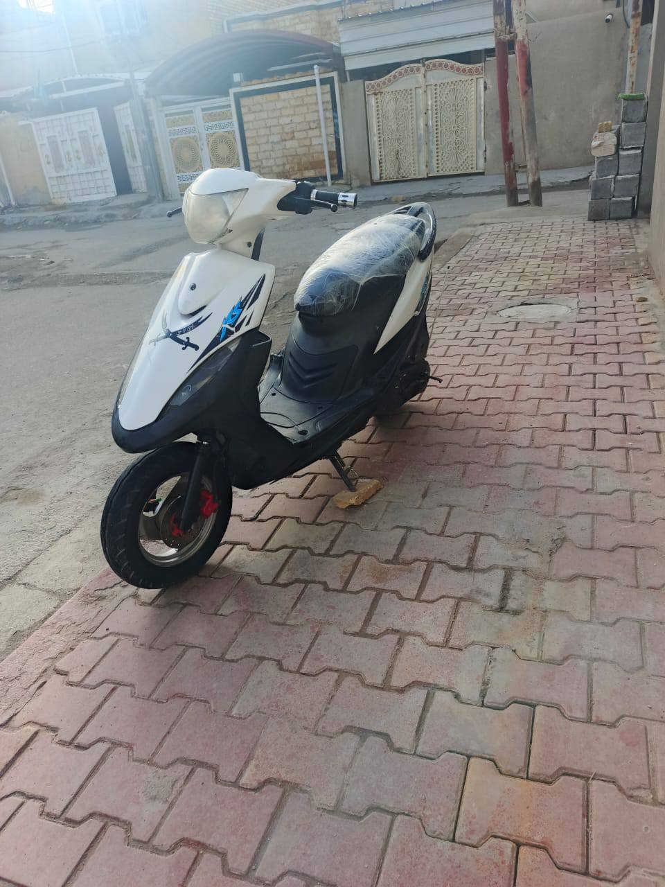 سلام عليكم دراجه ماكس عدله على بلاد شغل وطلع نقصه سلف مكان بغداد الحسينيه سعر 400 وبيه مجال شي بسيط ‏‪ 0772 358 9402‬
