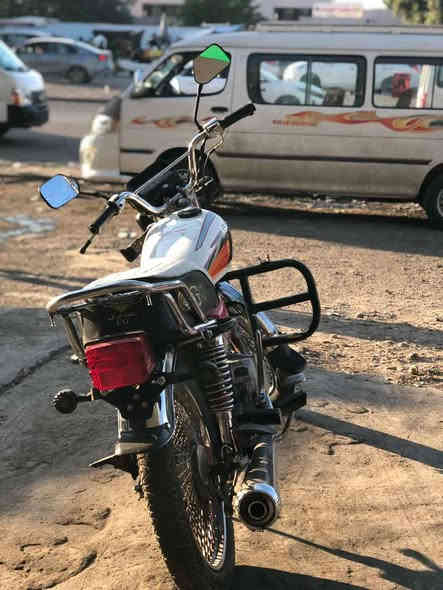 السلام عليكم دراجه للبيع تايكر اربعة كير سعر 350 وبيه مجال مكاني شهداء البياع ***********
