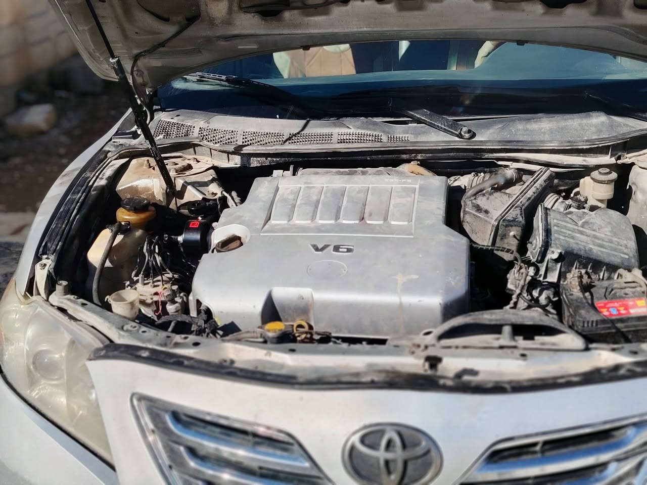 كامري ٢٠٠٨ للبيع فول مواصفات بصمه وكشانه تدفه سلايت خلفي ٦ سلندر بصمه جنطه. فتحه بل سقف اعله فئه بل كامري  السياره محرك شرط والكير بي النمره الاخيره مارت ماتجي وباقي النمر طبيعي السياره ضررها مرتجيه وسعرها ٦٥ وبيها مجال المكان كركوك الحويجه *********** رقم بغداد سنويه ٢٨
