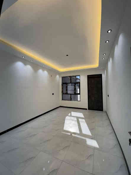 دار100 متر  للبيع
بغداد الكرخ حي الجهاد منطقة ديوان المخابرات 
يحتوي على 3 غرف نوم حمامين صاله مطبخ
ديكوات داخلية 
السعر 225 مليون
تسليم مفتاح 
للاستفسار***********
***********
