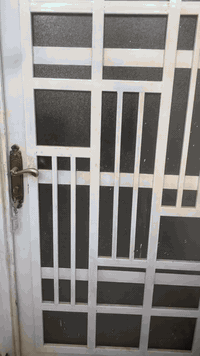 شقة حي حطين للأيجار شارع الاطباء قرب شارع السفارات للتواصل ***********
