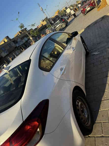 كيا فورتي 2018 وارد امريكي للبيع فقط
رقم بغداد دولي  مكينه 2000 دوش 
كير 6 نمر ايتي 
ماشيه 96 الف ميل حقيقي 
مواصفات
بلوتوث 
ةAux
داخل لونين 
تحكم ستيرن
شاشه اعطال 
كامره دوارة
مثبت سرعة  
حادثه بامريكا جاملغ   نفسيتة
 سونار مرفق

مكانهة بغداد 
*********** اتصال / واتساب
