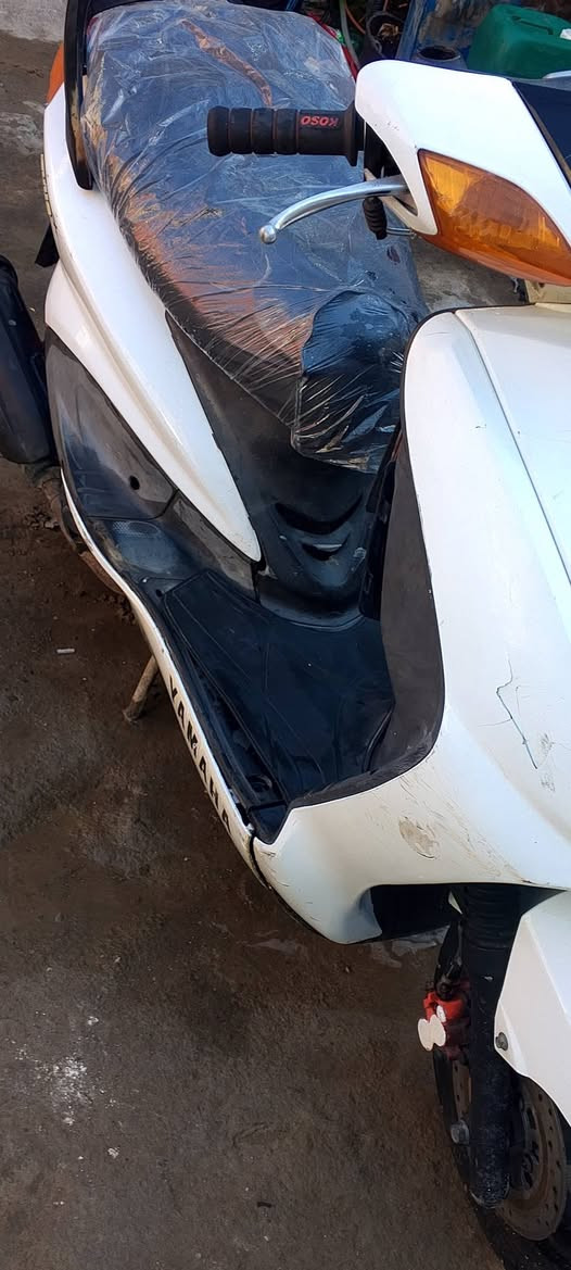 السلام عليكم دراجه سكنس نثيا 110 دراجه حلوه جاهزه مكينه جديده كهربائيات كلها شغاله كيج البنزين والكيلو متر كله شغال اي نقص ما بيها سلف هندر شغاله *********** عنوان بغداد البياع السعر 350 وبيها مجال
