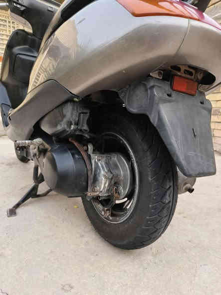 سلام عليكم دراجه سبيسي ياباني مكينه ناعمه خرسه اي مصلح افحص يمه سعره 650 وبيه مجال (مكلف بل نشر) رقم صاحب دراجه ***********
