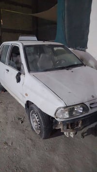 سايبة • ٢٠١١ • بيضة