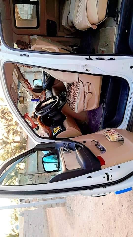 ستاركس 2010 بيه جاملغ خلفي بدون دواخل محرك جديد قبل شهرين مبدل والقديم موجود تبريد تدفئه تخم تاير صدر جديد السعر 145 السيارة باسمي رقم انبار
***********
