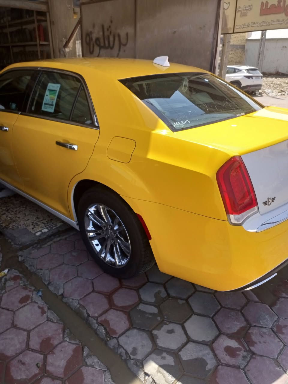 السلام عليكم اوباما 22/16للبيع كفاله عامه سياره على وضع الشركه صبغه درجه اولى داخل عسلي ويل مكسيكي اصلي تخم تاير نكسن سياره جديده بمعنى الكلمه جاهزه للخير ماشيه شي قليل مداور ثاني يوم خاليه من الغرامات مكان ناصريه مركز السعر 225 رقمي ***********
