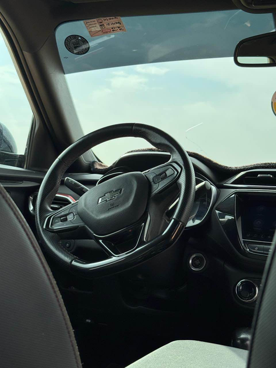 شفروليه تريل بليزر RS 2021 🚗✨

محرك 1.3 تيربو | 155 حصان

جير أوتوماتيك 9 سرعات

بانوراما | شاشة لمس 8 إنج

تشغيل ودخول بصمة

كاميرا خلفية | حساسات | جنوط 18 إنج

حادثها بنيد فقط بدون شاصي

باب أيسر خلفي مبدل فقط

السيارة بحالة ممتازة 

 127$ بيها مجال بسيط 

*********** المكان نجف النجف, العراق
