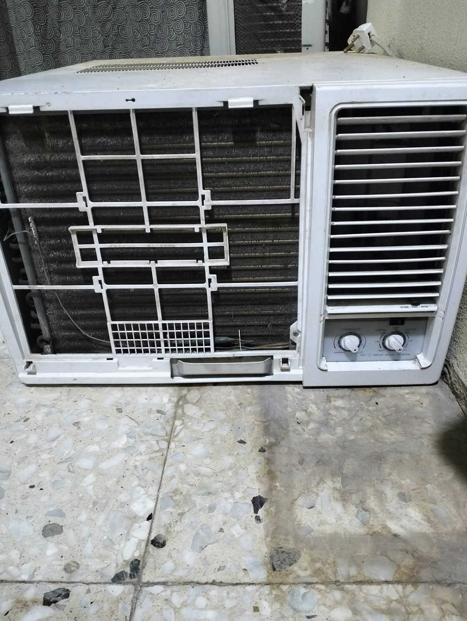 مكيف كري للبيع 250 وبي مجال


**إذا كنت صاحب هذا الإعلان وتريد حذفه لأي سبب، رجاءا أرسل رسالة إلى الدعم الفني**