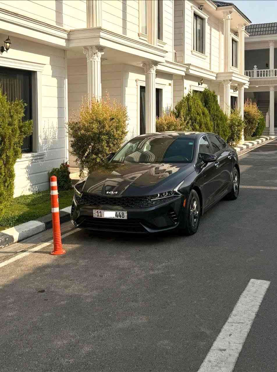 لسلام عليكم
للبيع كي 5 وارد أمريكي  موديل 2023 ماشية 29  رقم بغداد معوقين لمعوق شاب ايسويلك وكاله (عامه) بس تخلص المده تحوله باسمك 
حادثه جدآ خفيف فقط الصندوق امصلح ولا قطعه امدله ضربته خلفيه وباقي كله كفاله 

المواصفات

1- محرك 1600 تيربو  

2- خمس كامرات

3- بصمه تشغيل عن بعد +جنطه 

4- كشنات جلد

5-بصمات بيبان جنطه

6-نضام تحديد مسار ومثبت سرعه 

7- رادار 360 درجه

8- حساس اماي خلفي

9- زنون عالي ناصي شاده اله بورقتين جدآ عالي 

10- شاشة كبيره

11- الشاير يمين ويسار كامرات بالدشبول

12- نضام السماعات BOSE دمام

13- 5 ويل كب كروم حجم 18 

14- هند بريك بصمه

15- بريك اوتو هولد

16- 5 انظمة قياده

17- تبريد منفصل السايق عن الراكب

18- تبريد لمس نظام اوتو

19- بردات خلفيه شركة

20- تبريد قطعتين امامي خلفي

(السعر 165 ورقه ) وبيه مجال حك الجيه  

مكان السياره البصرة

رقم  ***********

'
