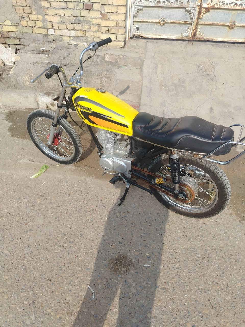 سلام عليكم دراجه نامه بدون ما مفتوحه سعر ٦٠٠
***********
