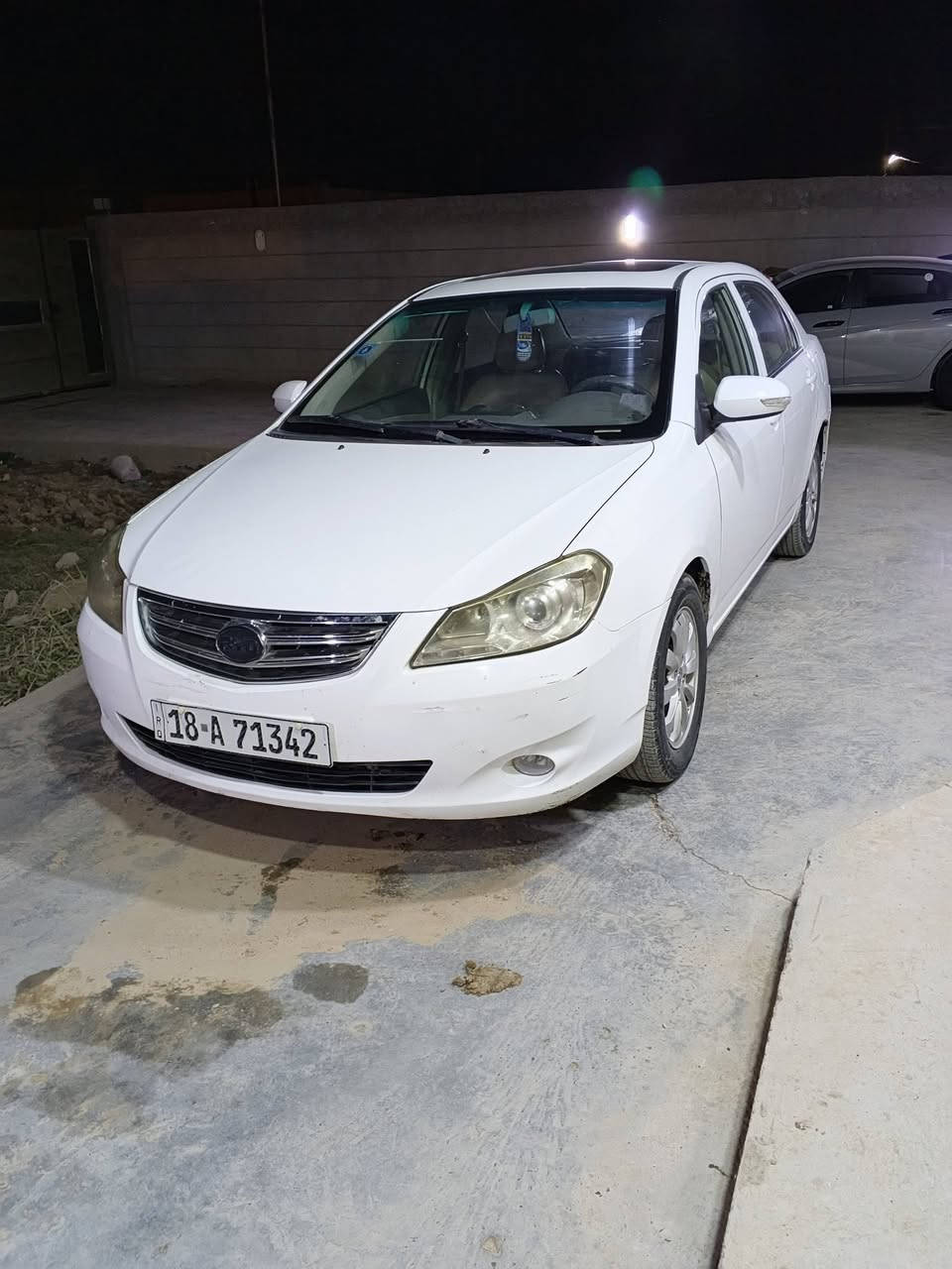 السلام عليكم
بي وادي 
موديل 15 
اوتماتيك 
بدون حادث 
كير مكينه خير من الله 
سيارة كفاله من ضربة 
كهربائات شغاله 
رقم بابل انكليزي بئسمي 
 مداور ثاني يوم 
السعر 65 وبيه مجال 
العنوان بابل طهمازية 
الاتصال أو أكثر استفسار 
***********
