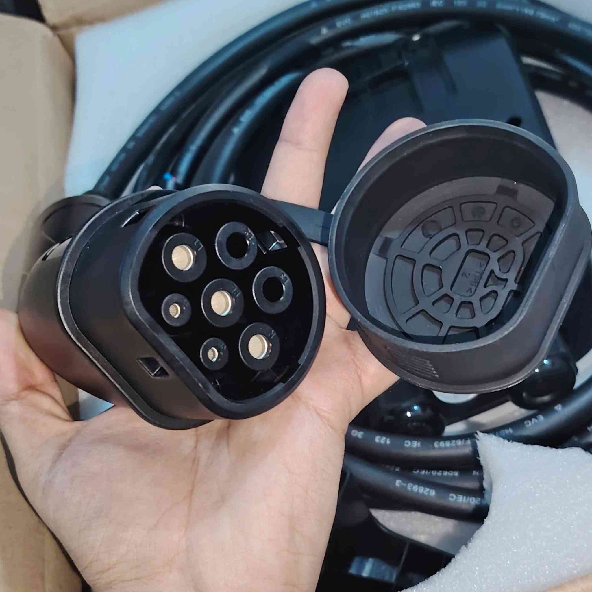 شاحن سيارات كهربائية جديد غير مستخدم 32 أمبير السعر 150 الف


**إذا كنت صاحب هذا الإعلان وتريد حذفه لأي سبب، رجاءا أرسل رسالة إلى الدعم الفني**