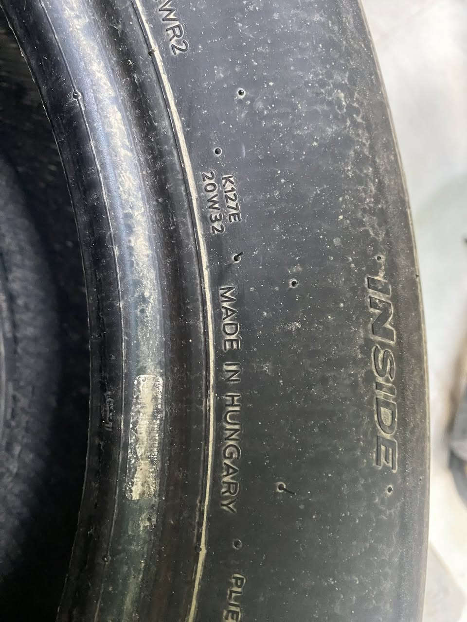 تايرات اوبامه سعر ١٢٥
العنوان البصره حي المهندسين 
***********
